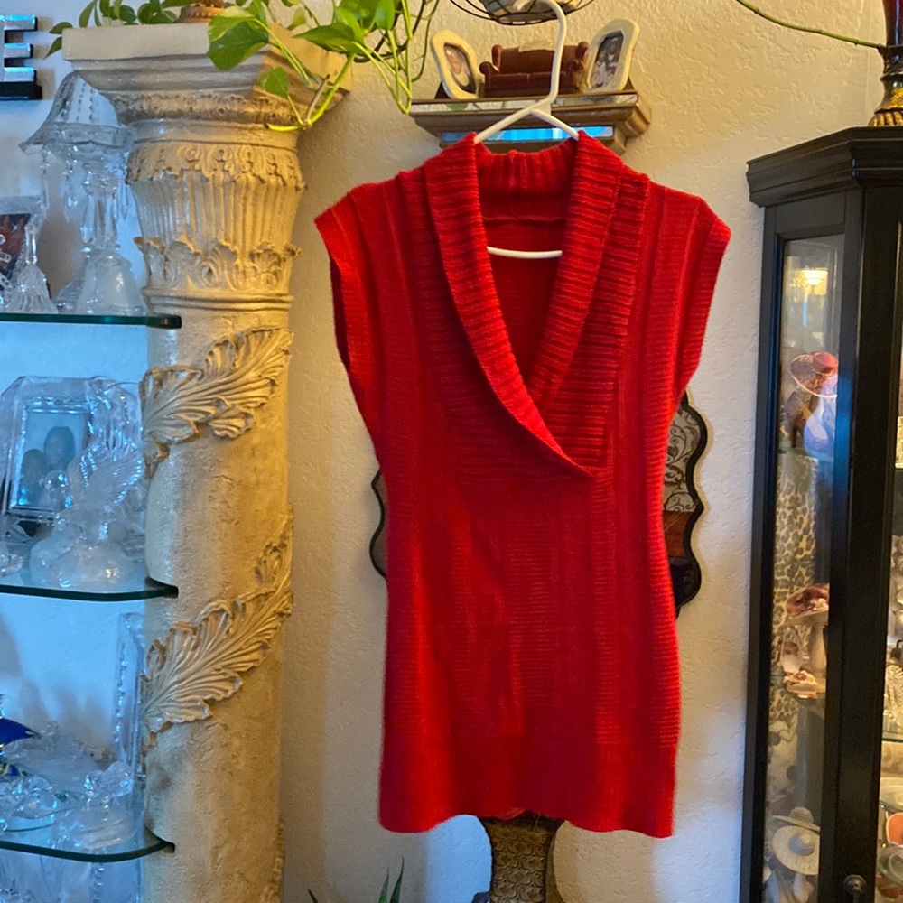 Cute sleeveless sweater